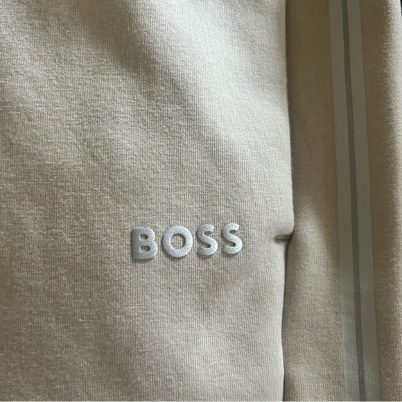 BOSS pants | Men Small | lt beige/gray | Like New - Picture 6 of 7